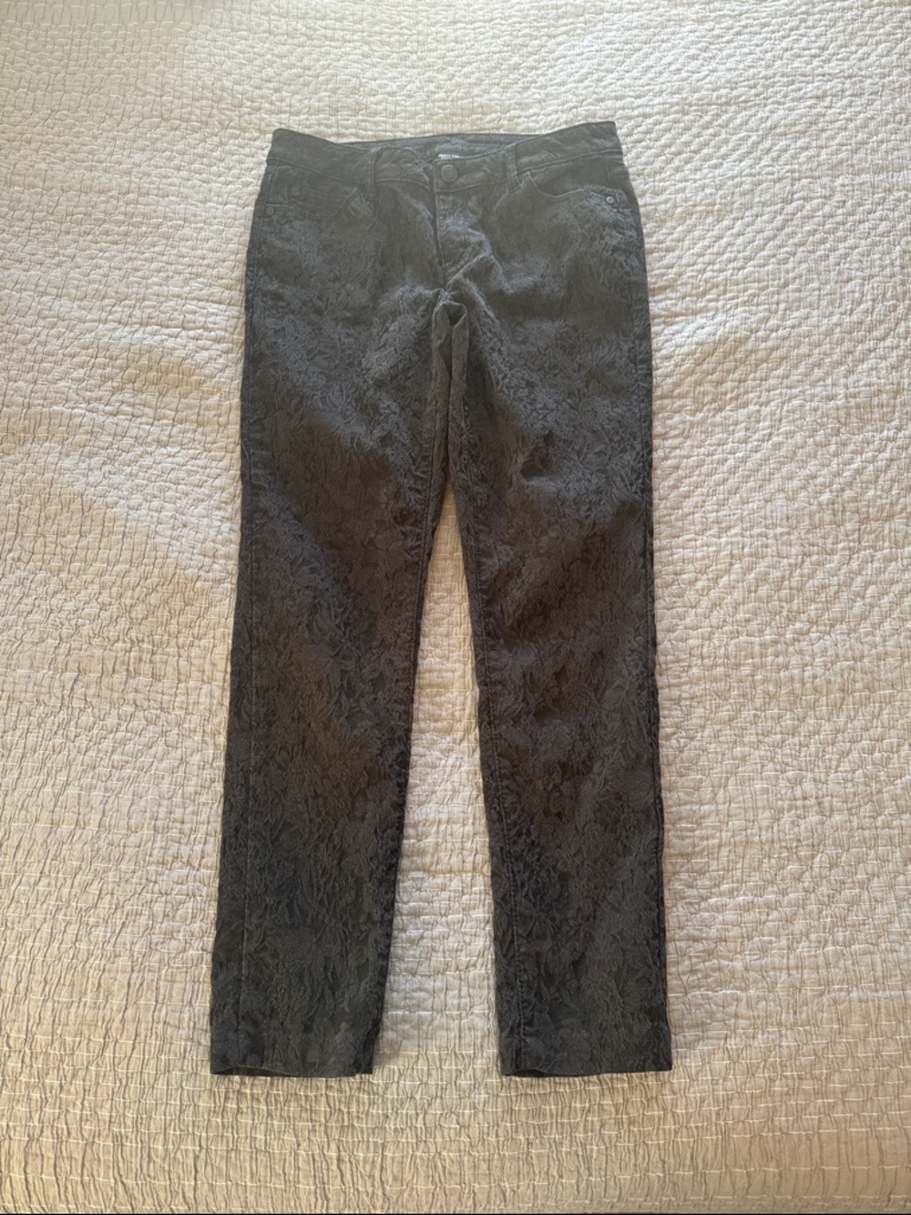 Simply Vera Wang Floral Patterned Skinny Jeans